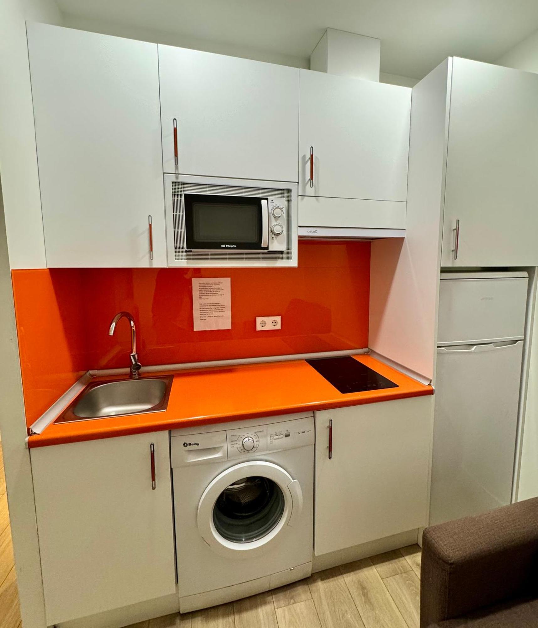 Apartamentos Apolo — Photos 2